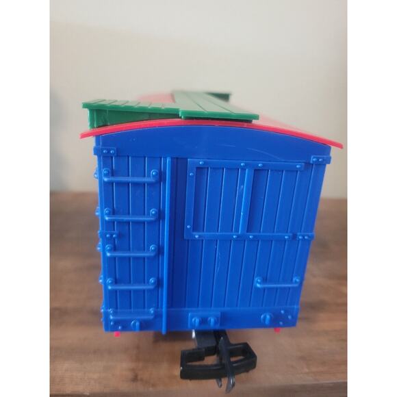 Disney Mickey Mouse and Friends Christmas Train Caboose Scientific Toys 2 pc. - Picture 9 of 12